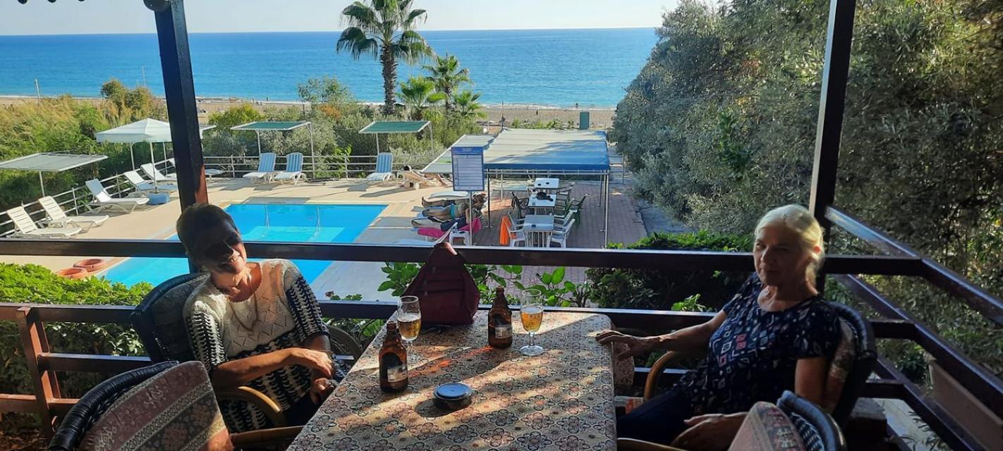 Hotel Schoenberg Kızılot エクステリア 写真